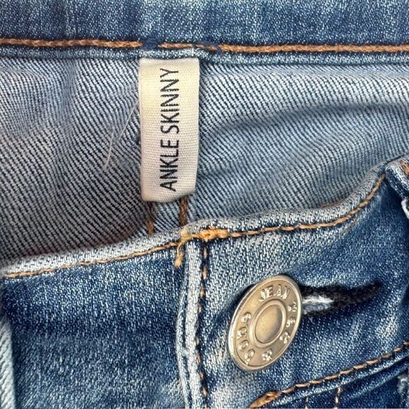 Rag & Bone Clean Lily Dale Skinny Ankle Jeans - Picture 9 of 12